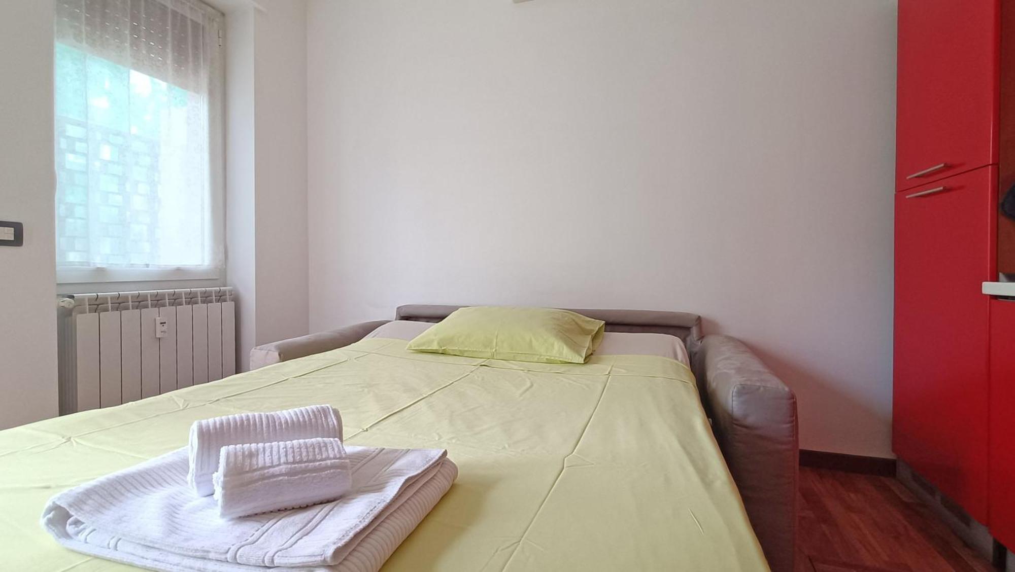 Sahi - Via Dei Ciclamini Mm1 Primaticcio, Stadio San Siro, Ospedale San Carlo Милан Экстерьер фото